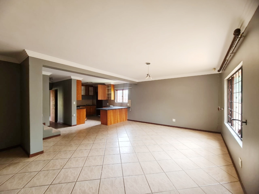 To Let 3 Bedroom Property for Rent in Melodie North West